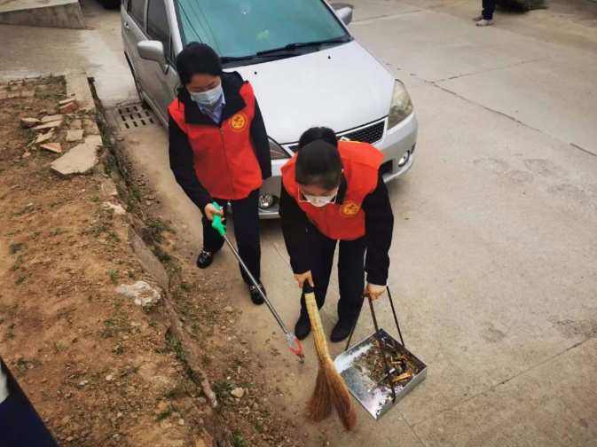 开云网页版登录入口-开云（中国）
赴包抓共建村社开展卫生清扫志愿服务活动(图4)