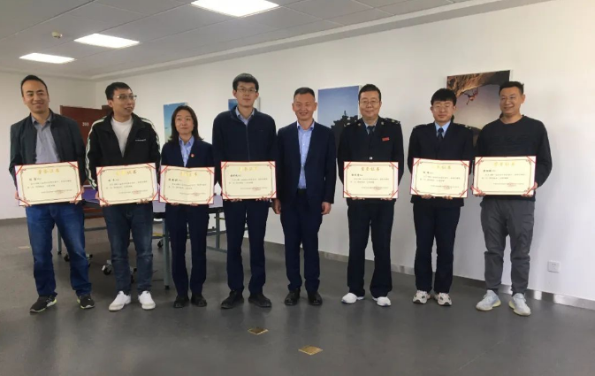 开云网页版登录入口-开云(中国)
团委举办“庆五一、迎五四”球类联谊比赛(图3) 开云网页版登录入口-开云(中国)
团委举办“庆五一、迎五四”球类联谊比赛(图3)