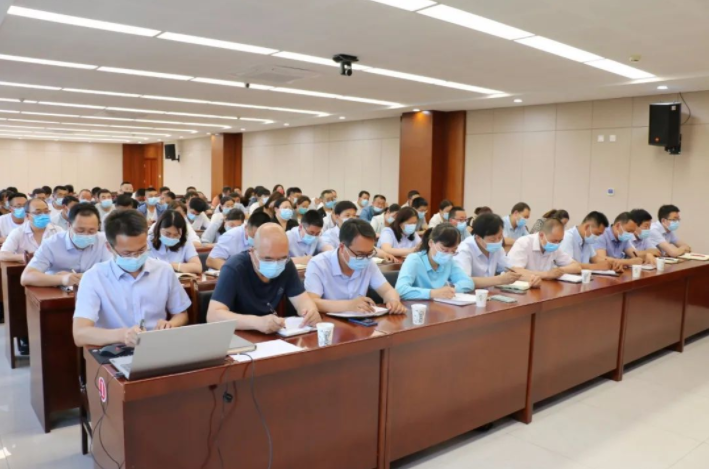 开云网页版登录入口-开云(中国)
召开划转企业甘肃水建公司全体职工会议(图2) 开云网页版登录入口-开云(中国)
召开划转企业甘肃水建公司全体职工会议(图2)