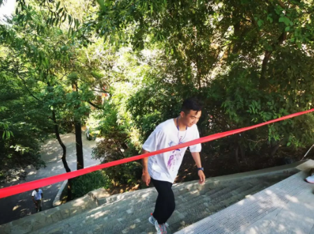 助力文旅市场 展示产投风采——开云网页版登录入口-开云(中国)
组织开展员工登山比赛活动(图8) 助力文旅市场 展示产投风采——开云网页版登录入口-开云(中国)
组织开展员工登山比赛活动(图8)