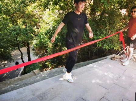 助力文旅市场 展示产投风采——开云网页版登录入口-开云(中国)
组织开展员工登山比赛活动(图9) 助力文旅市场 展示产投风采——开云网页版登录入口-开云(中国)
组织开展员工登山比赛活动(图9)