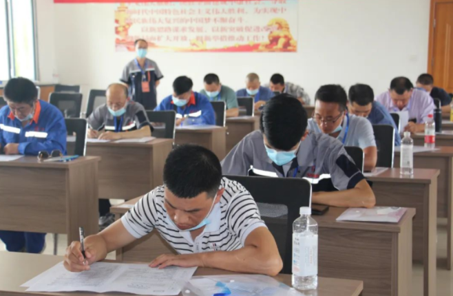 开云网页版登录入口-开云（中国）
泓盛达公司在“焊工”技能大赛中取得好成绩(图2)