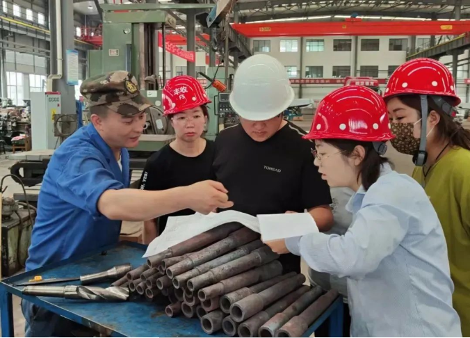 开云网页版登录入口-开云(中国)
百名员工下一线真磨砺练本领(图1) 开云网页版登录入口-开云(中国)
百名员工下一线真磨砺练本领(图1)
